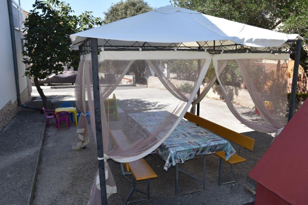 Apartmani Meri Ražanj Buitenkant foto