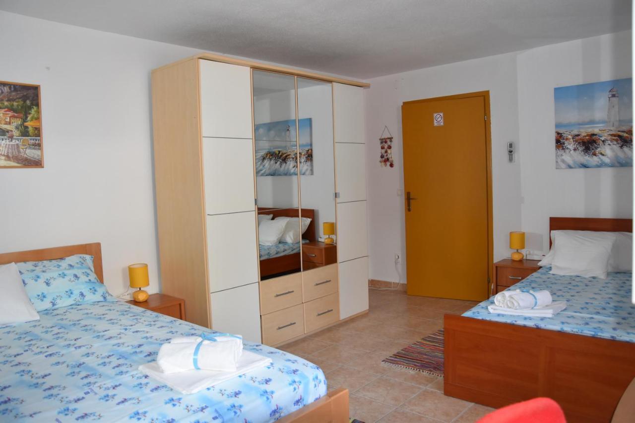 Apartmani Meri Ražanj Buitenkant foto