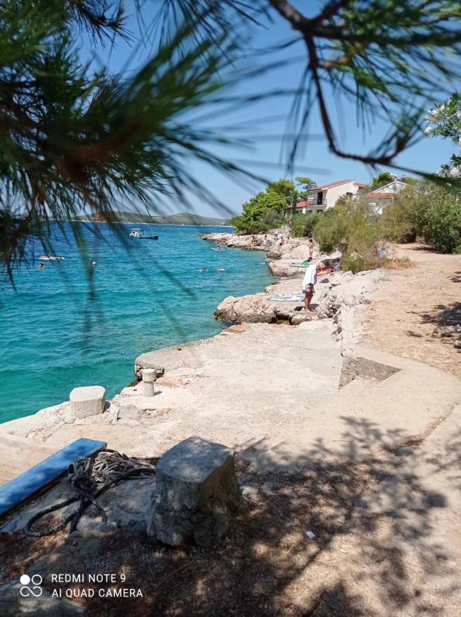 Apartmani Meri Ražanj Buitenkant foto